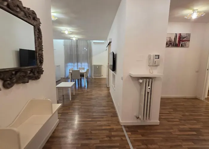 アパート Giorgio 36 ベルガモ